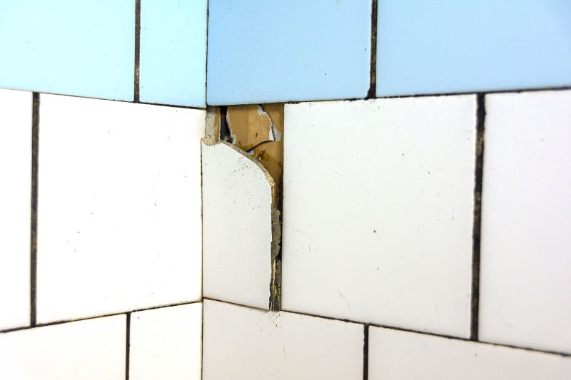 Cracked White Granite Tile
